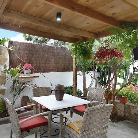 בית נופש Casa Candelaria *